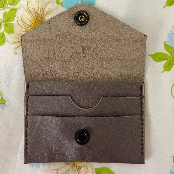 Handmade Genuine Leather Wallet - Picture 1 of 5